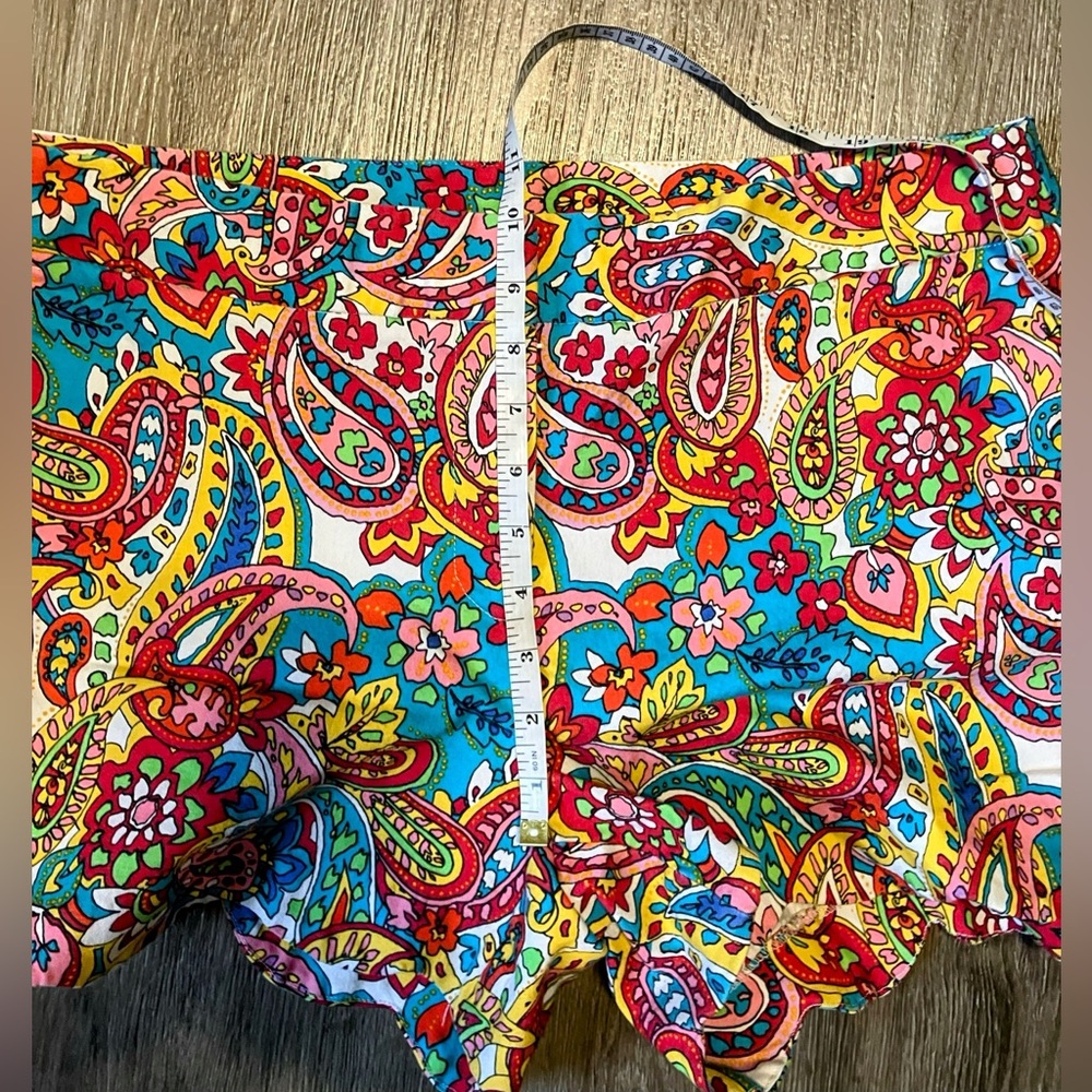 Paisley Scalloped hem Shorts size 14 - Picture 4 of 4